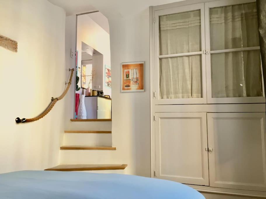 Coeur Du Centre Ville Avec Balcon LʼIsle-sur-la-Sorgue Eksteriør bilde